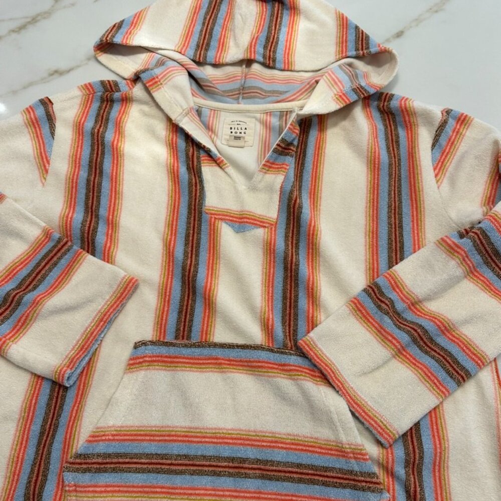 Billabong Pullover size M Style: Baja Sands